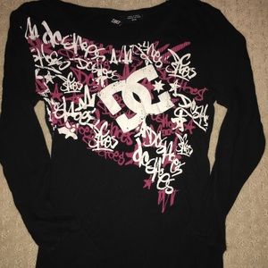 Woman’s DC long sleeve shirt